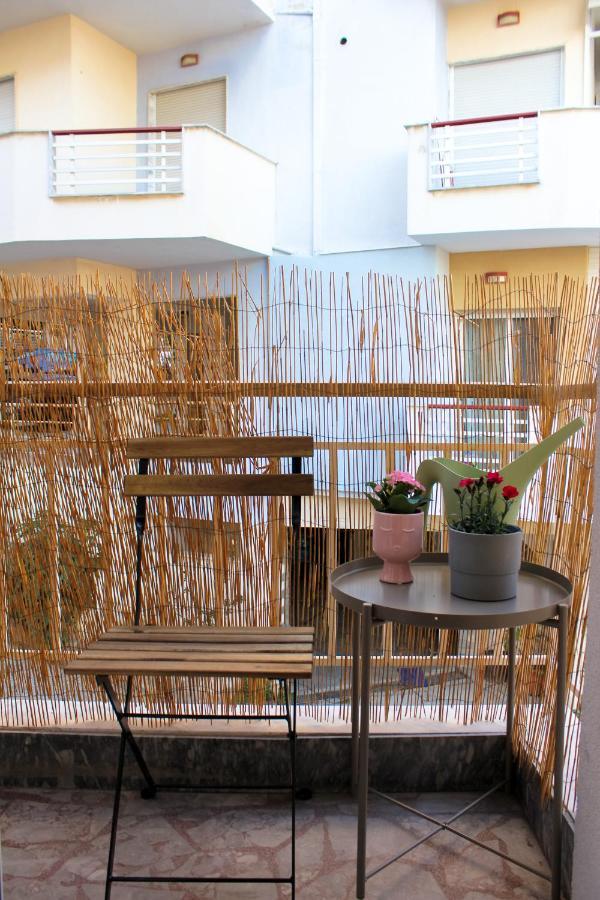 Noema Urban Apartment Kavala Bagian luar foto